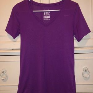 NIKE DRI FIT T SHIRT